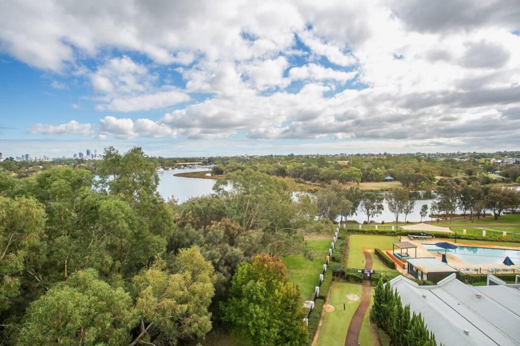 Perth Ascot Sub Penthouse Spectacular 240 Degree River And City Views , ภายนอก รูปภาพ